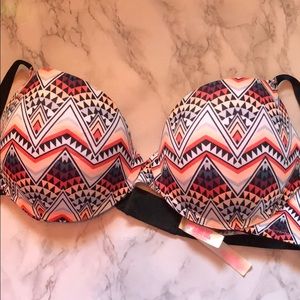 PINK Wear Everywhere Push Up Bra (NWOT)